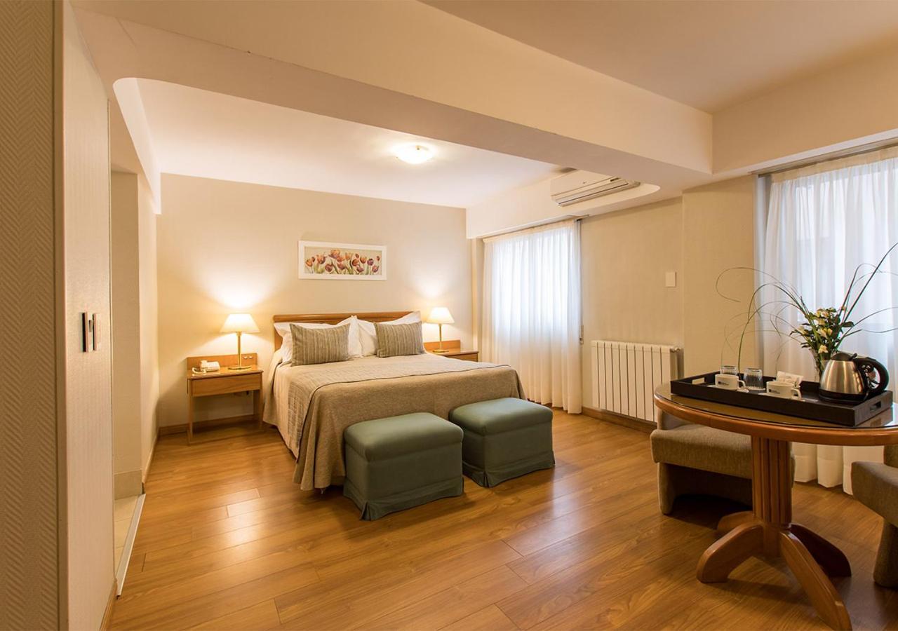 Hotel Solans Libertador Rosario Buitenkant foto