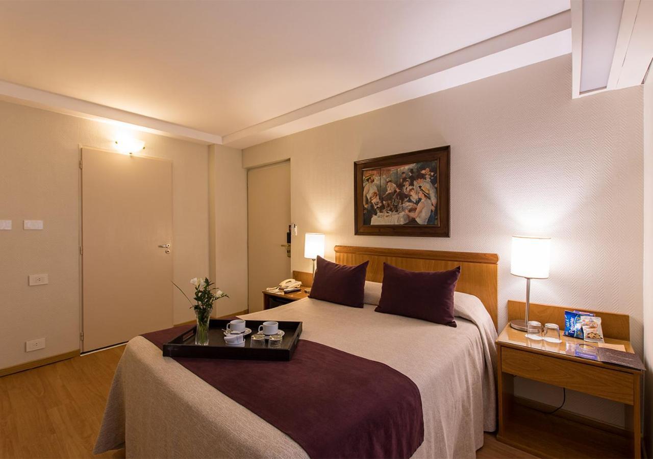 Hotel Solans Libertador Rosario Buitenkant foto