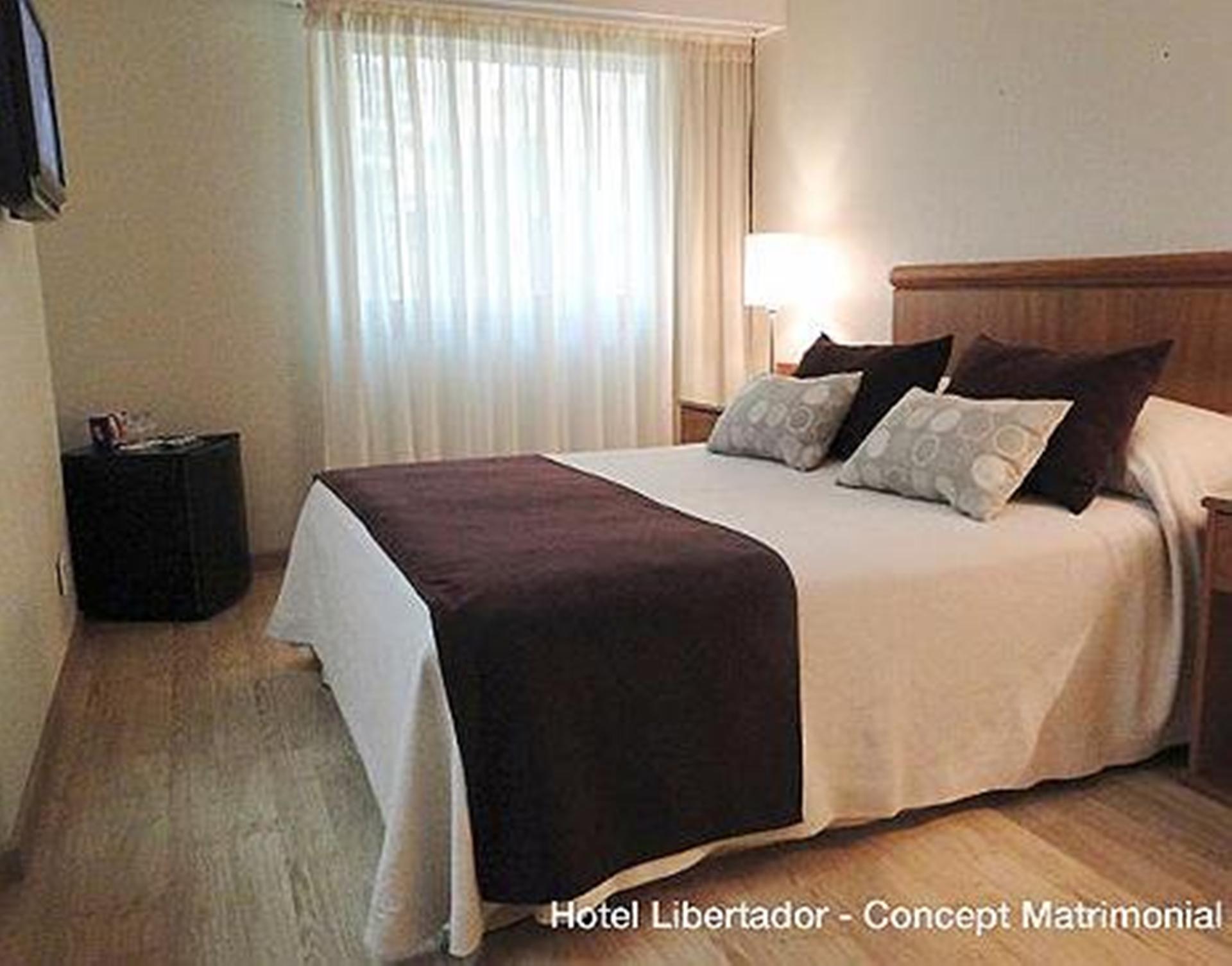 Hotel Solans Libertador Rosario Buitenkant foto